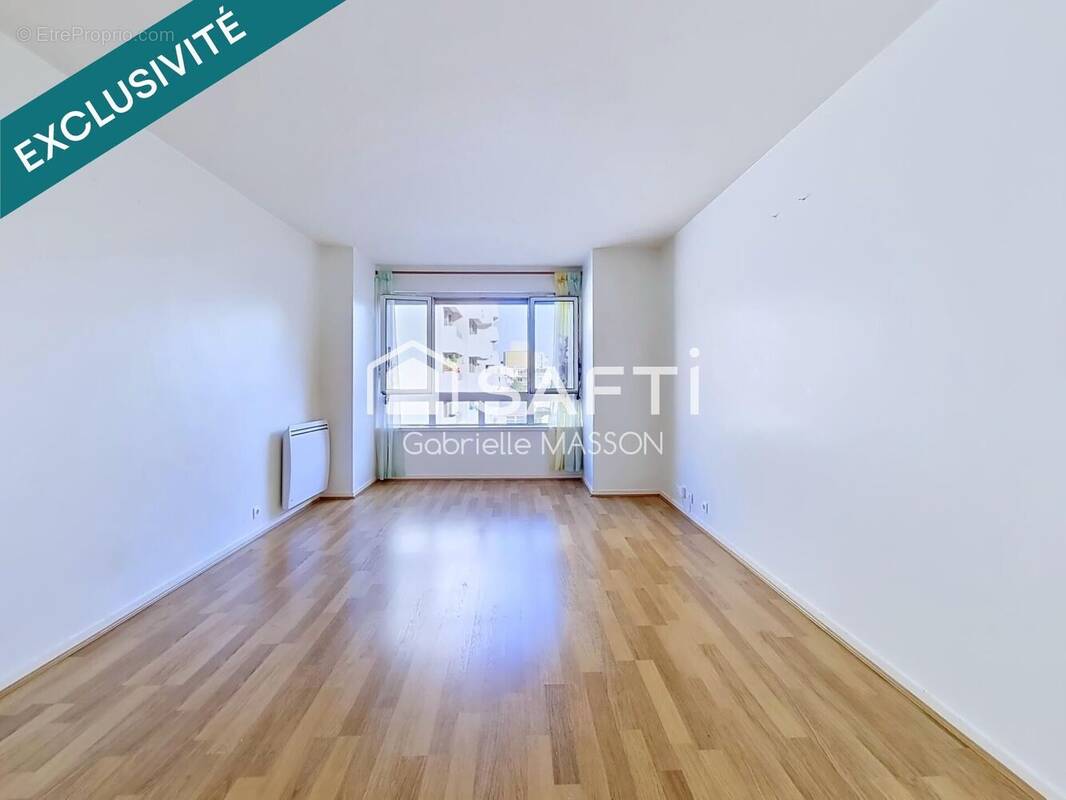 Photo 1 - Appartement à LE KREMLIN-BICETRE