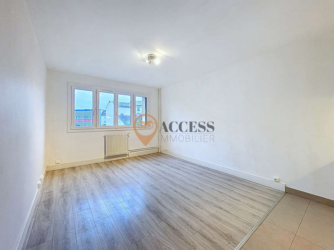 Appartement à GROSLAY