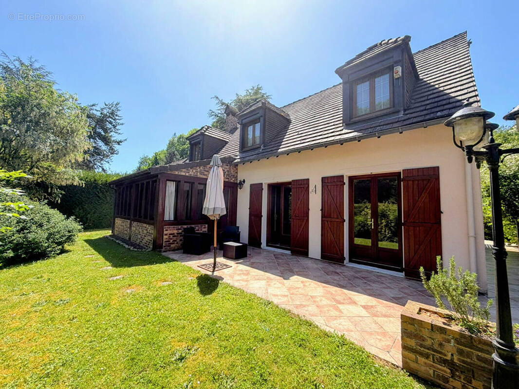 Maison à GRISY-LES-PLATRES