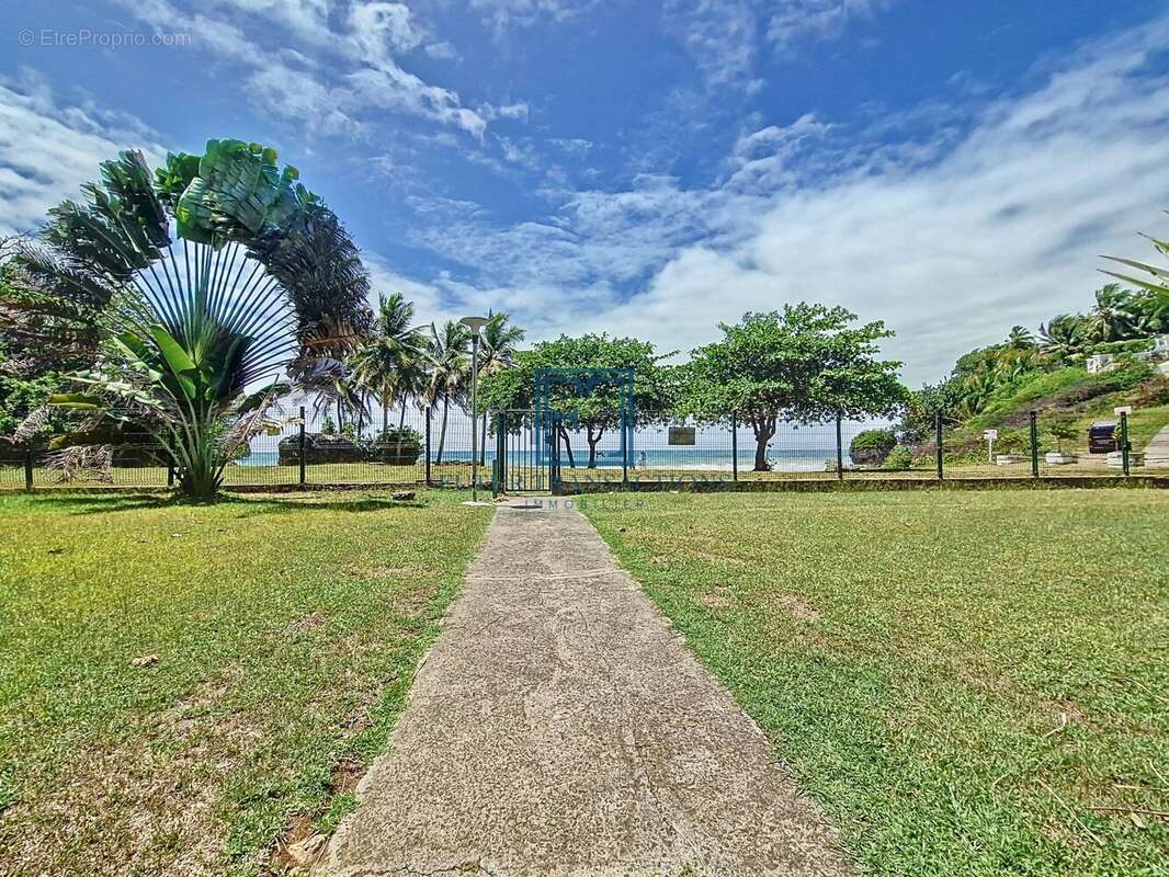 Appartement à LE GOSIER