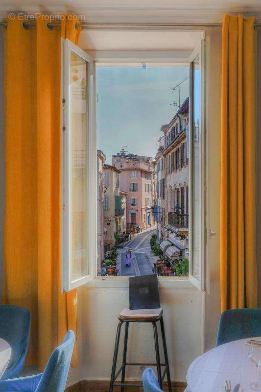 Commerce à LE CANNET