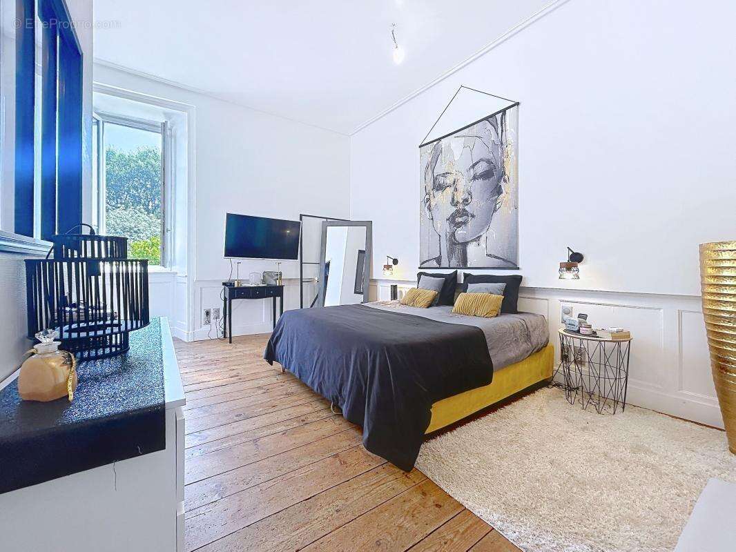 Appartement à QUIMPERLE
