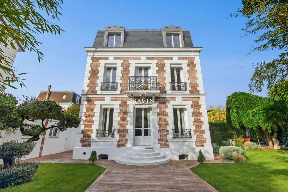 Maison à COLOMBES