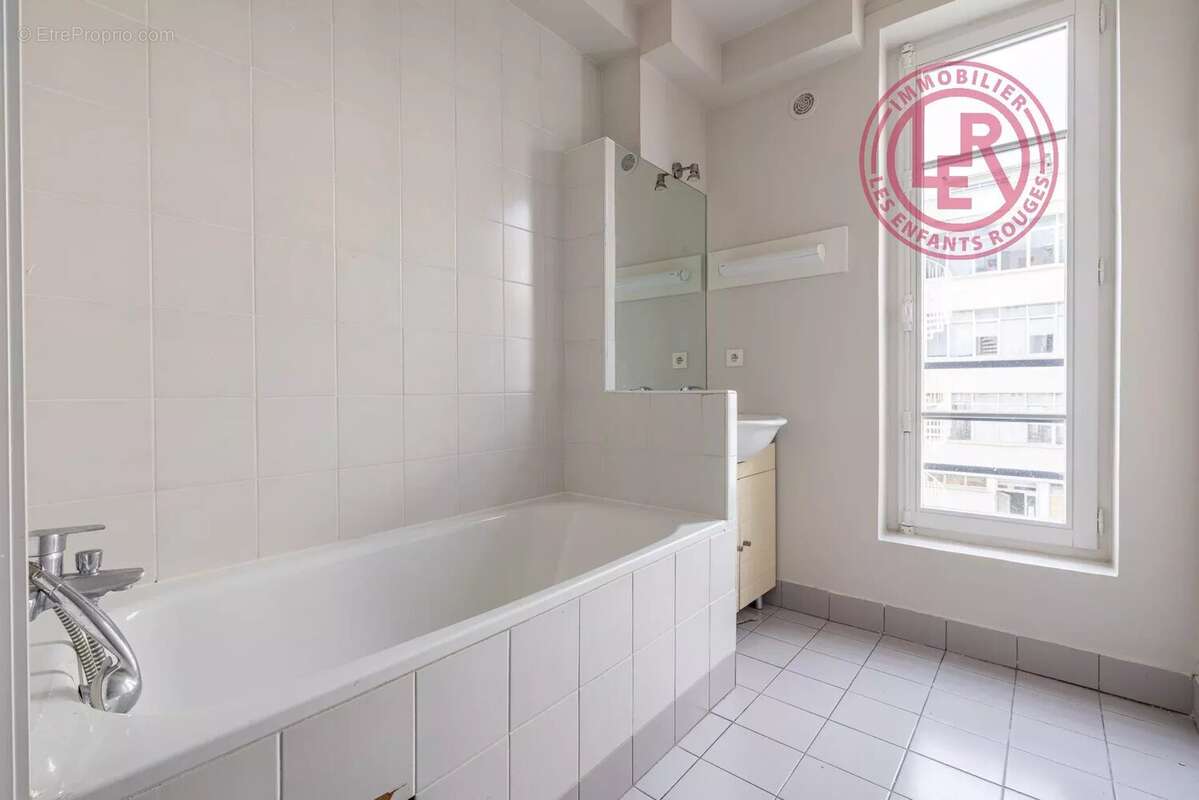 Appartement à PARIS-11E