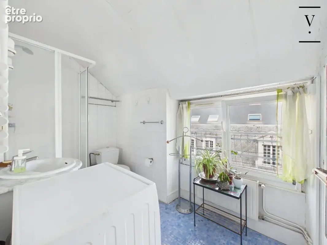 Paris IVe - Quartier Saint-Paul - 3P en Duplex  - Dernier étage - photo 5