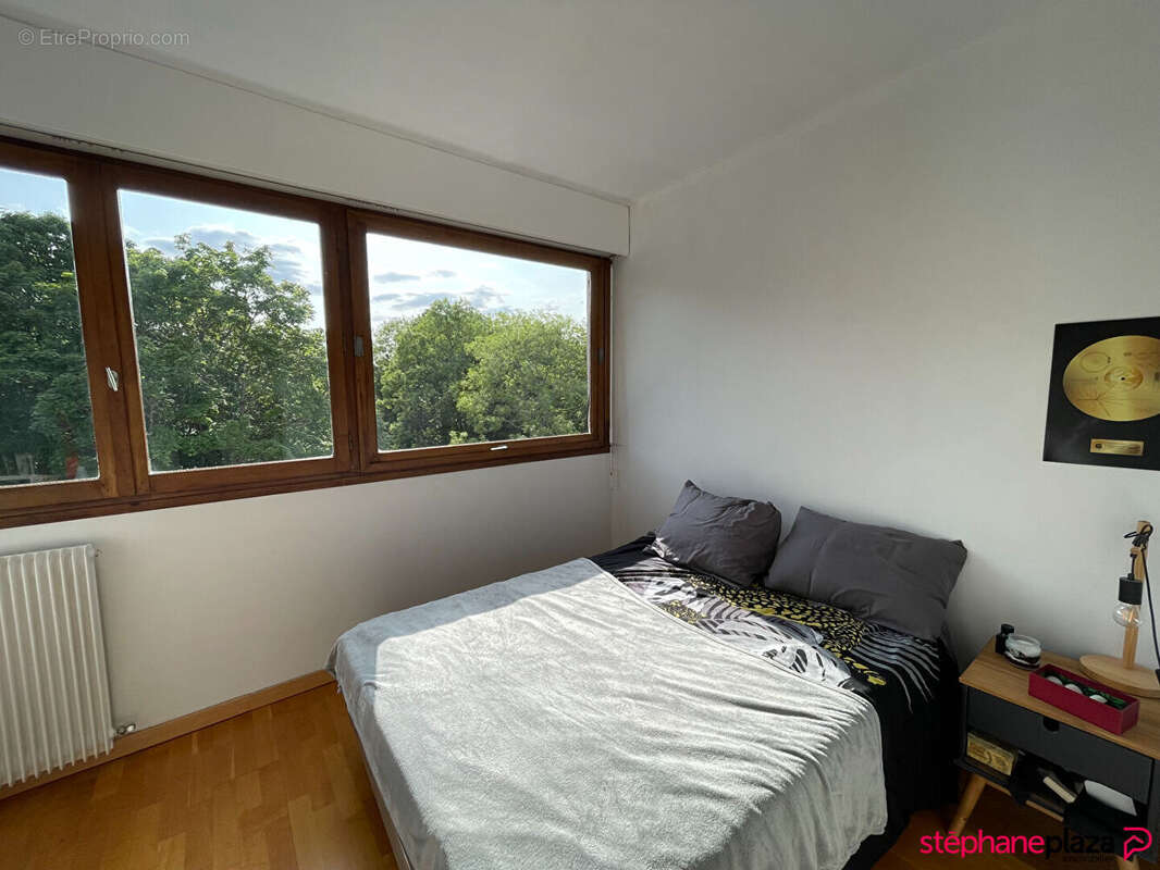 Appartement à VAUX-LE-PENIL