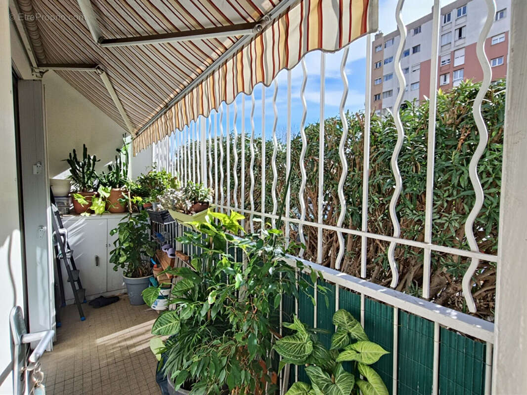 Appartement à MARSEILLE-11E