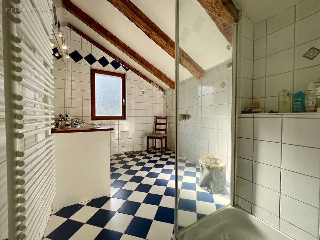Maison à LE PETIT-BORNAND-LES-GLIERES