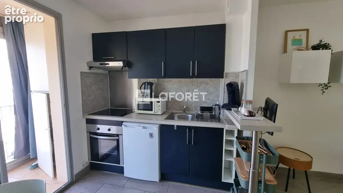 Canet En Roussillon - Appartement T2 + place parking - photo 4