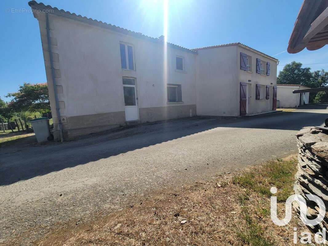 Photo 6 - Maison à SAINT-PIERRE-DU-CHEMIN