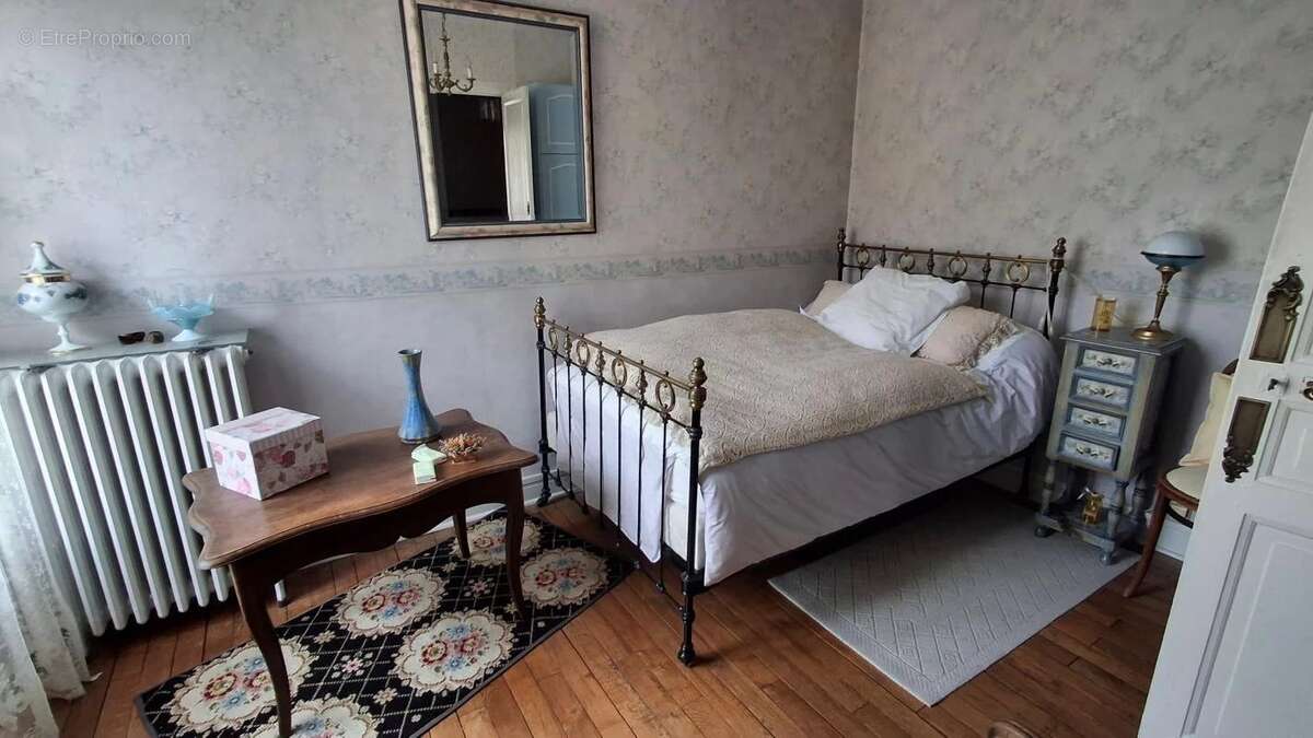 Maison À Vendre en plein coeur de Perigueux - photo 6