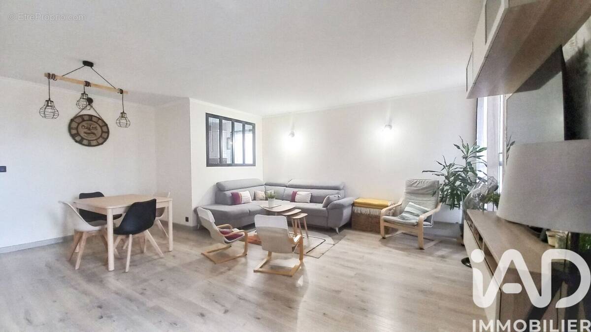 Photo 1 - Appartement à CHAMPS-SUR-MARNE
