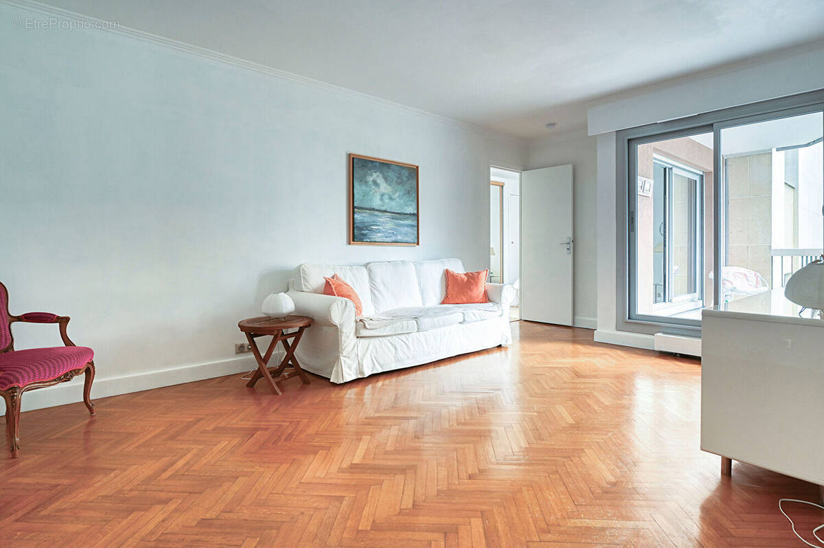 Appartement à VERSAILLES