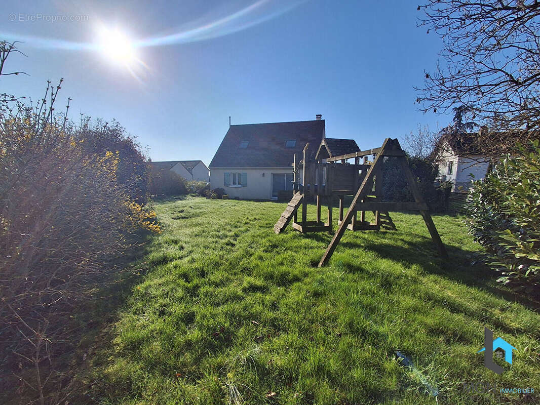 Maison à ILLIERS-COMBRAY