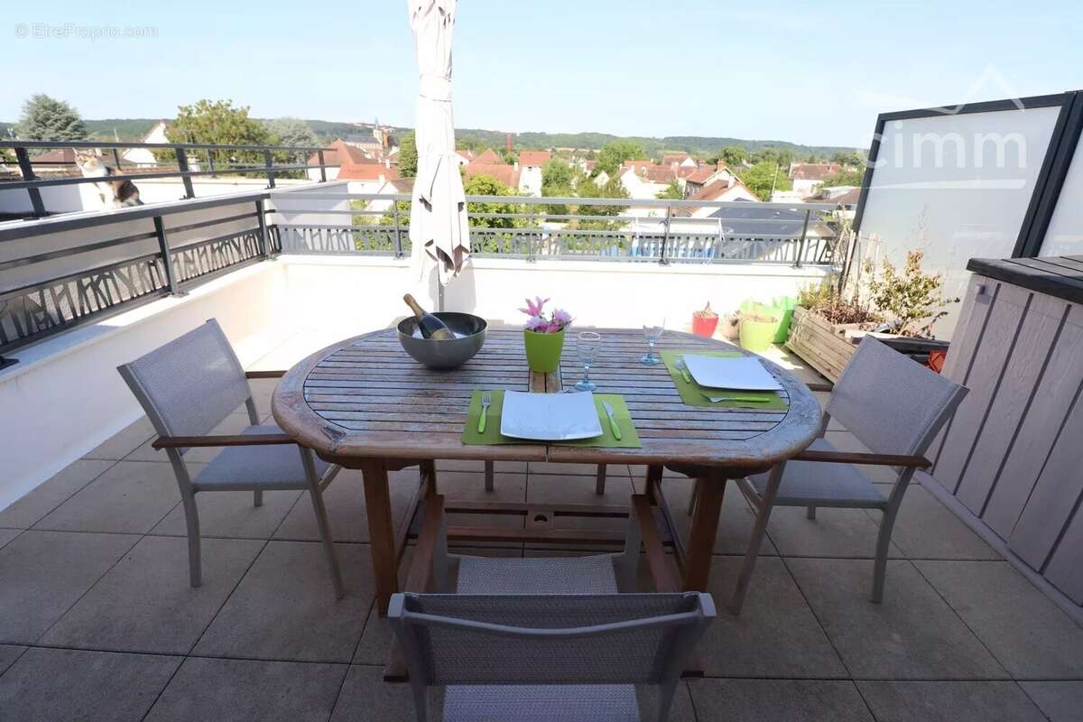 Appartement à ROSNY-SUR-SEINE