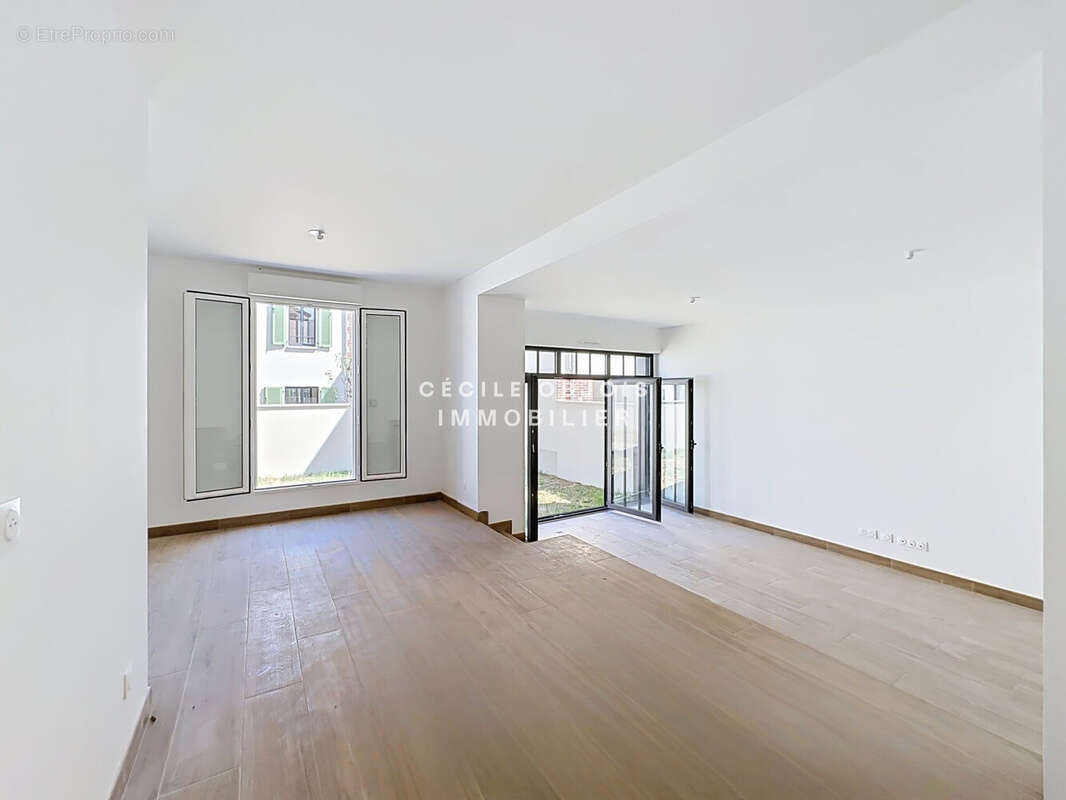 Maison 93 m² à Joinville-Le-Pont  - photo 3