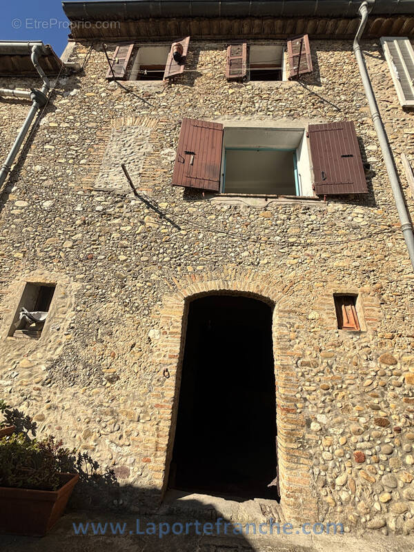 Maison à CAGNES-SUR-MER