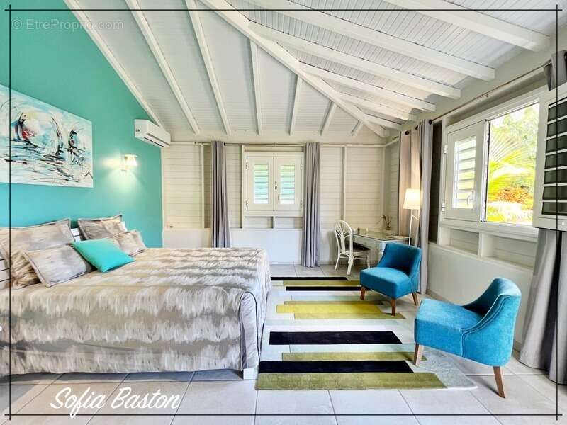 Sainte-Anne Plage – Villa T7 de 220 m²hab.+ 231m2 de terrasses - Piscine - bungalows annexes– Terrain 1 409 m² – Martinique (972 - photo 24