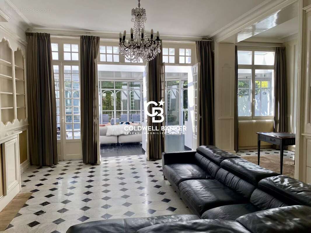 Maison à NANTES