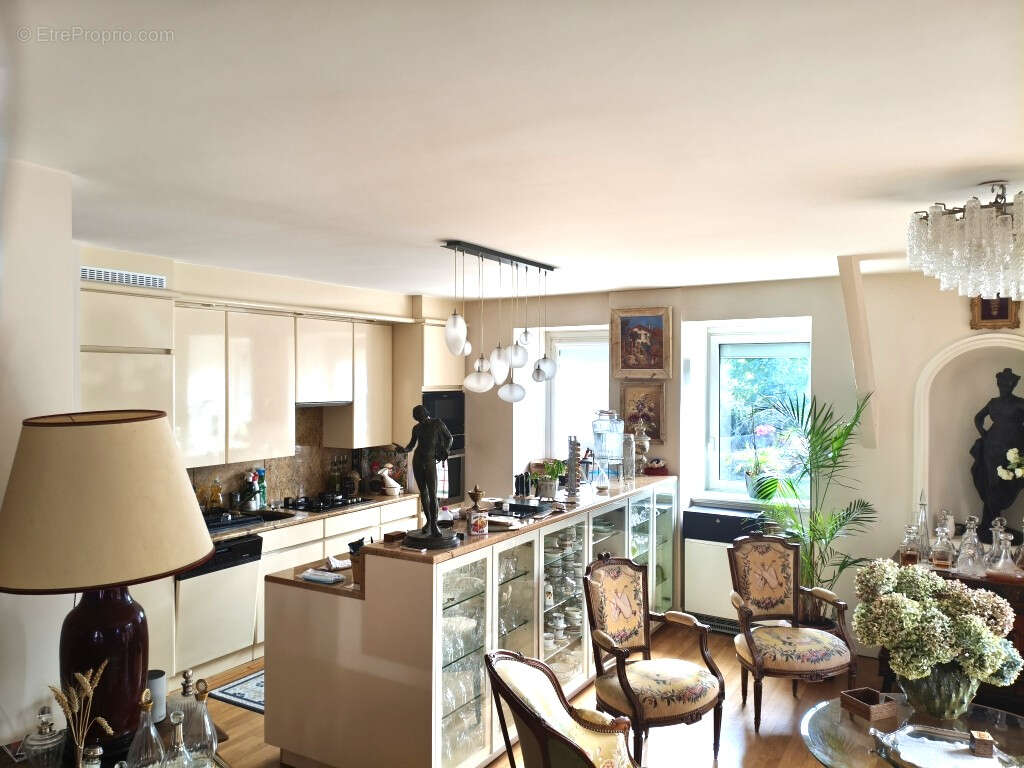 Appartement à LAMBALLE