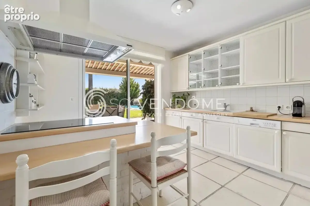 Cannes californie  villa provencale et annexes terrain plat a vendre - photo 8