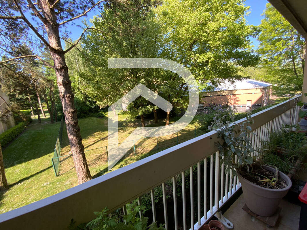 Appartement à ELANCOURT