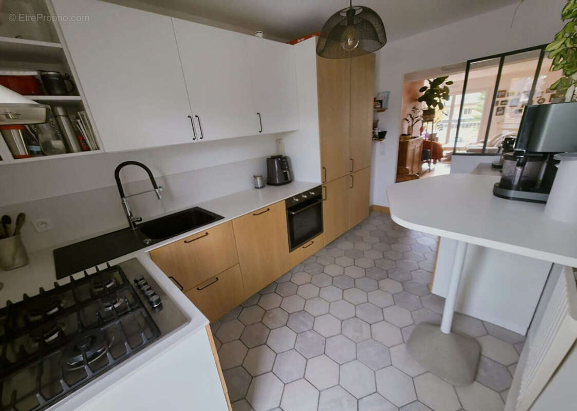 Appartement à LE RHEU