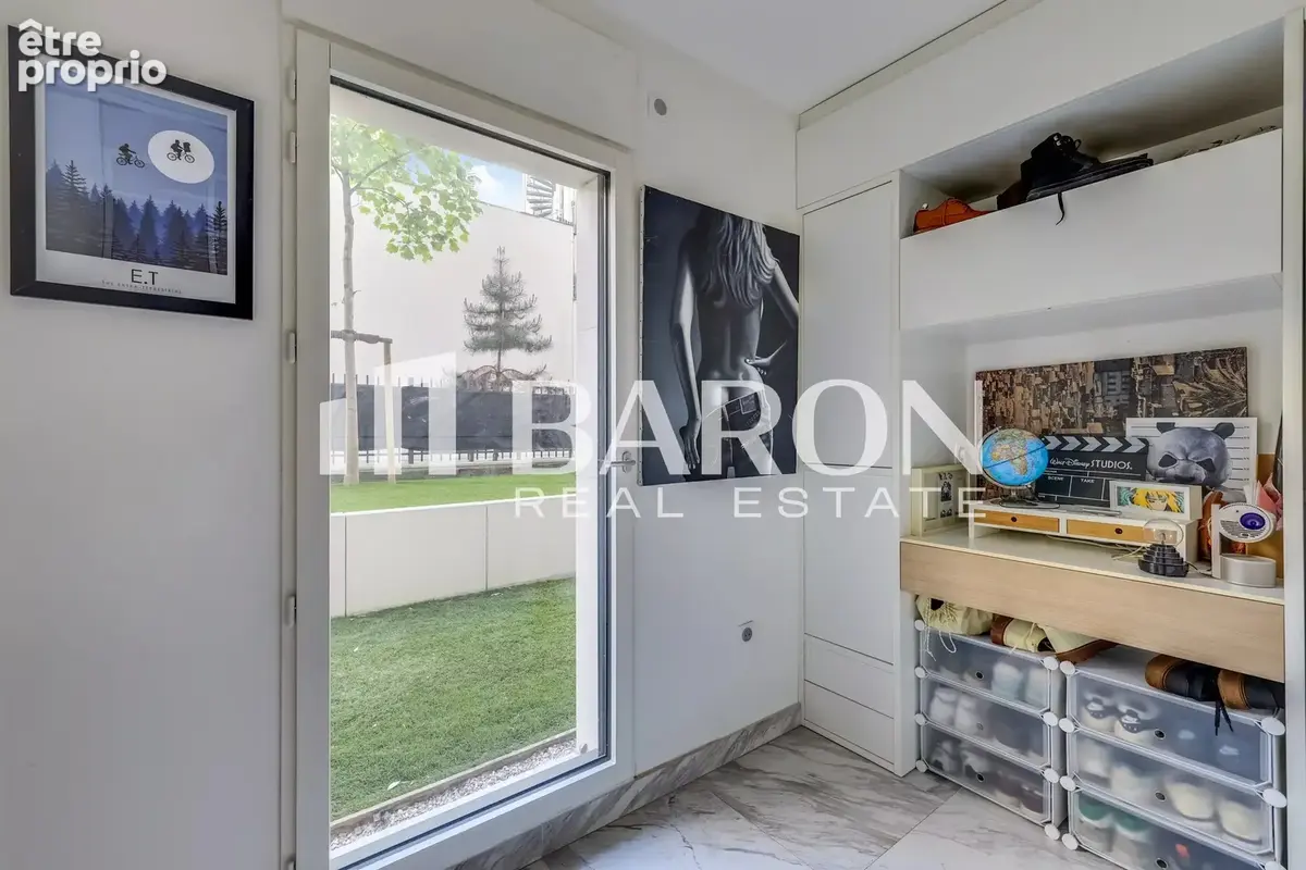 Neuilly sur seine - appartement rez de jardin 2 pieces 1 chambre - photo 7
