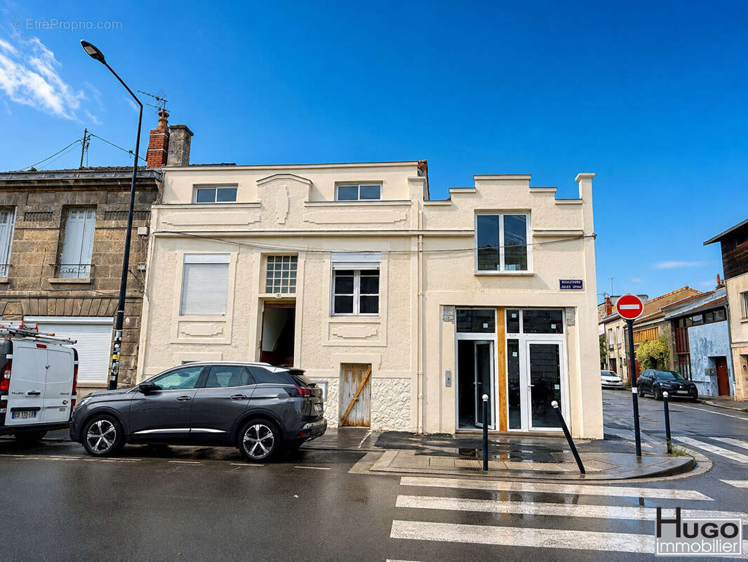 Bordeaux bastide- proche avenue thiers- tramway a et e: thiers - benauge- appartement t2 a renover ! - photo 2