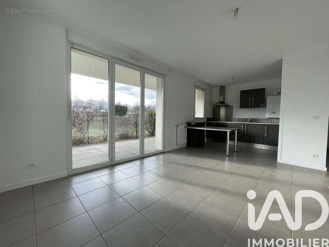 Photo 2 - Appartement à COUBLEVIE