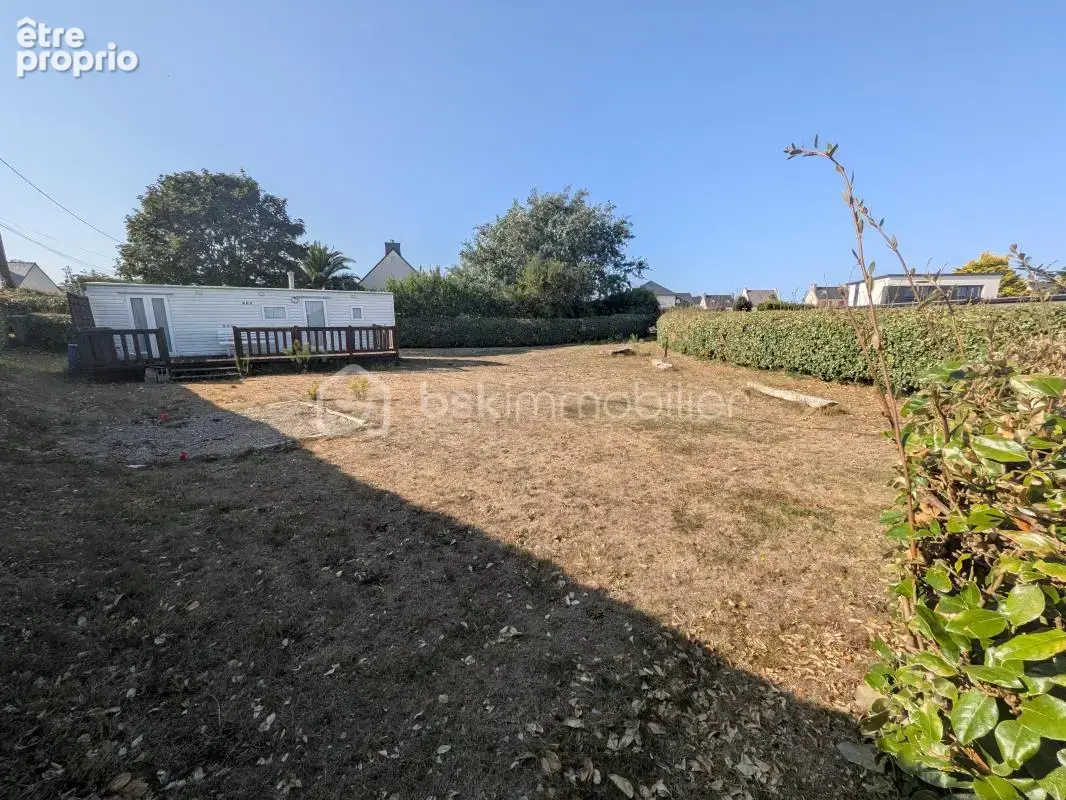 Terrain constructible de 598 m² à 5 min à pied de la plage de Kerfissien - photo 2