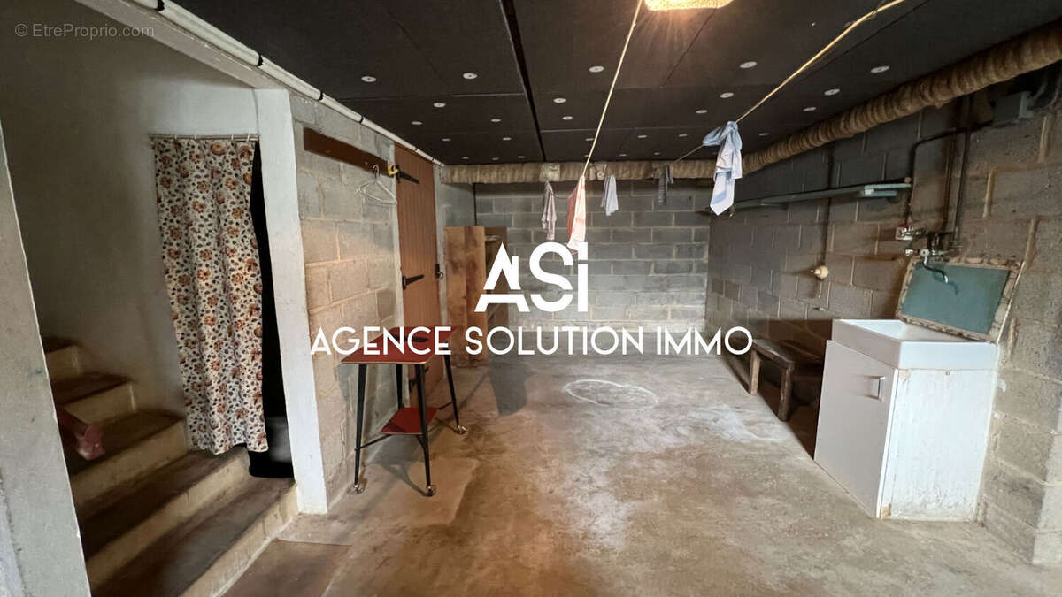 Maison à VILLAINES-LA-JUHEL