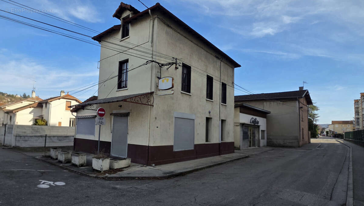 Appartement à BOURGOIN-JALLIEU