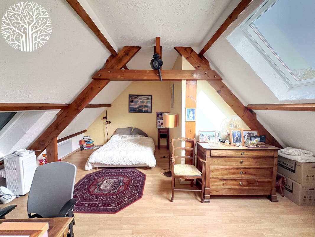 Maison à NOISY-SUR-ECOLE