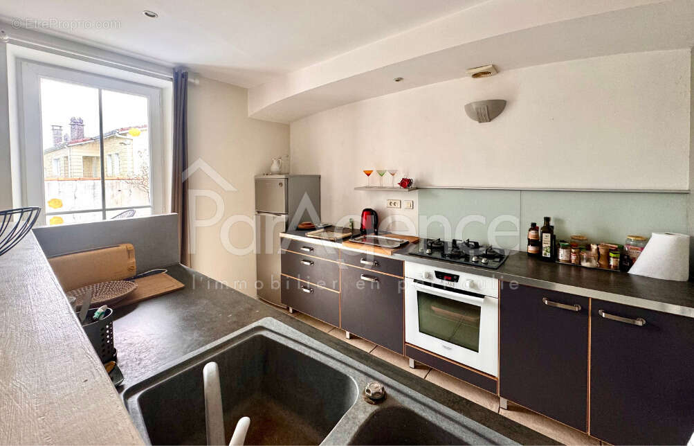 Maison charentaise 4 chambres - Parfait état - Piscine - photo 9