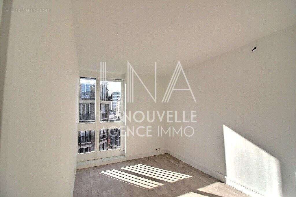 Exclusivité - Eglise de Pantin  T5 103m²  dernier étage avec balcon - photo 3