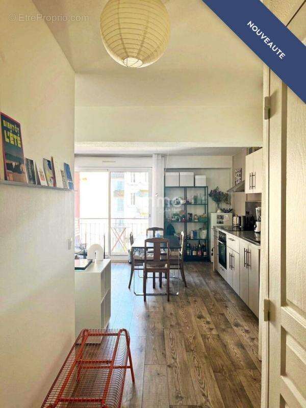 Appartement à MARSEILLE-1E