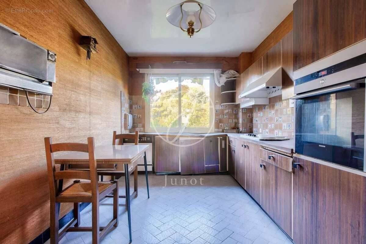 Appartement à SAINT-CLOUD