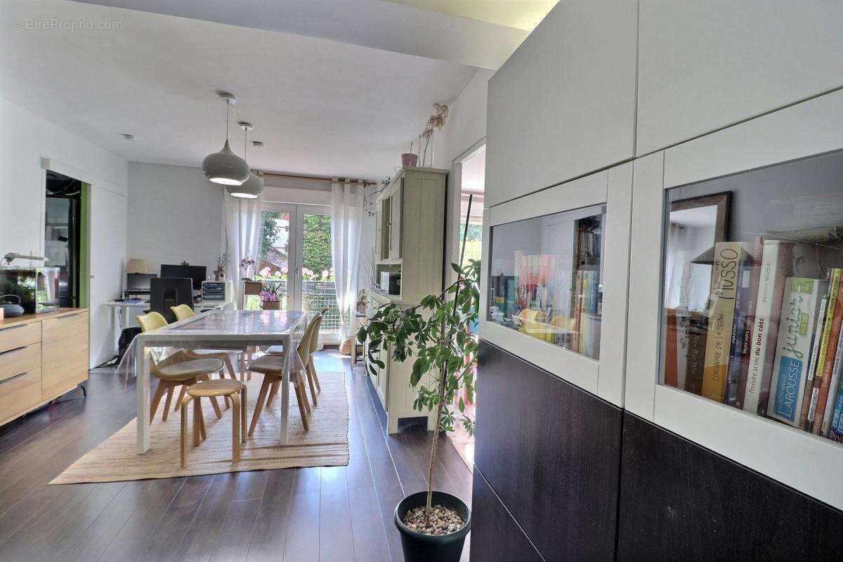 Appartement à BOUGIVAL
