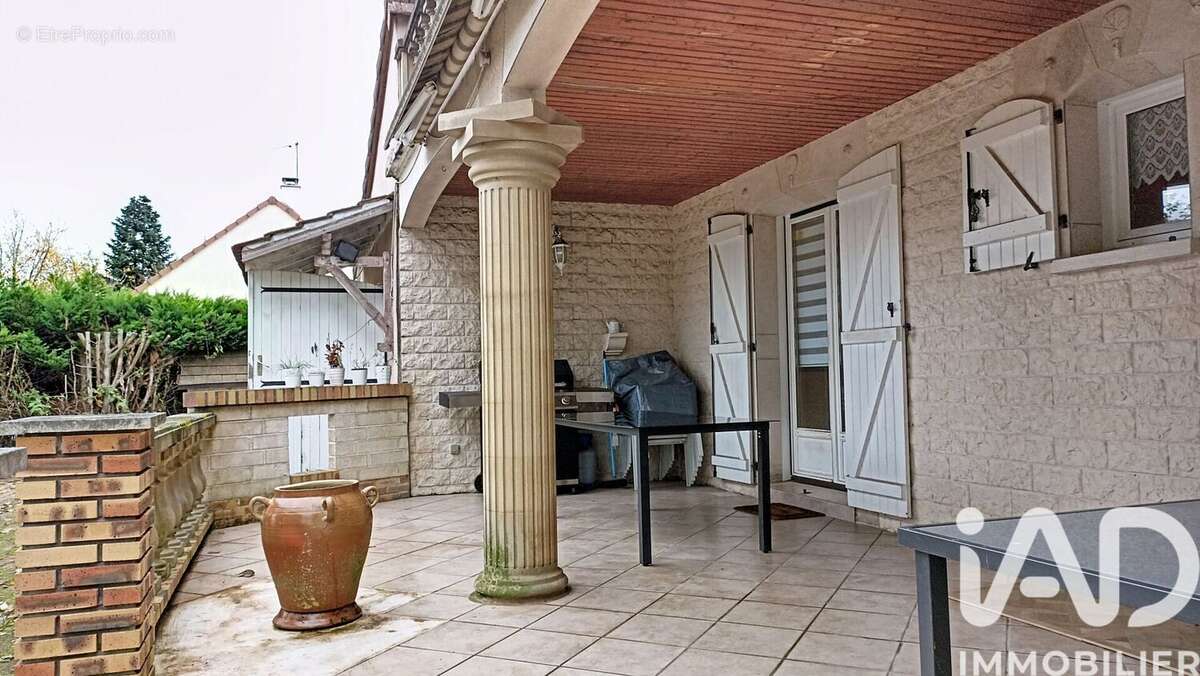 Photo 2 - Maison à SAINT-MAURICE-EN-RIVIERE