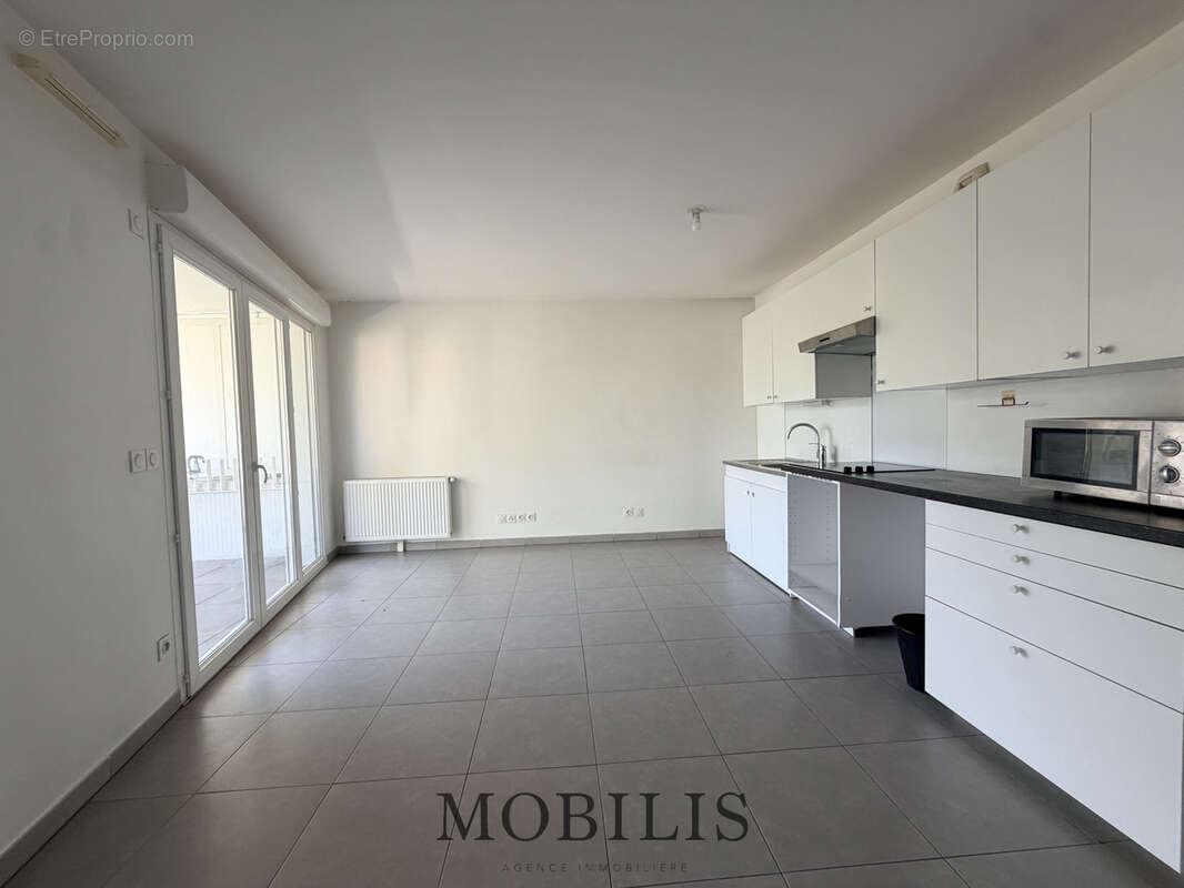 Appartement à MARSEILLE-8E