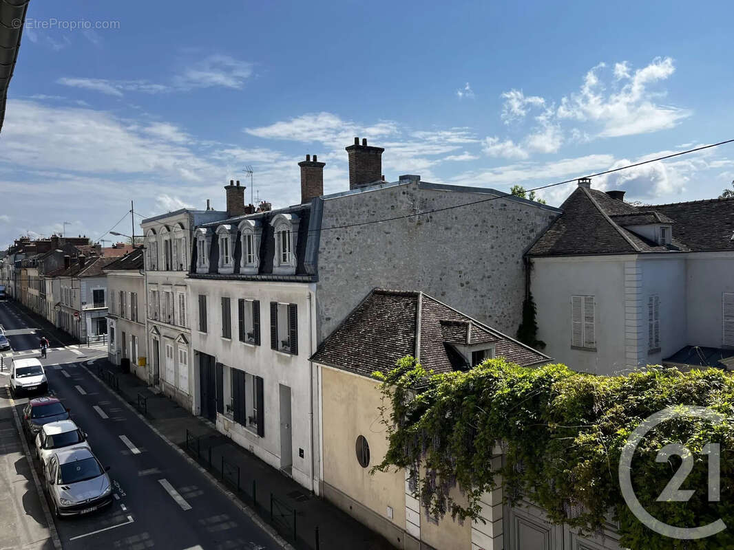 Appartement à FONTAINEBLEAU