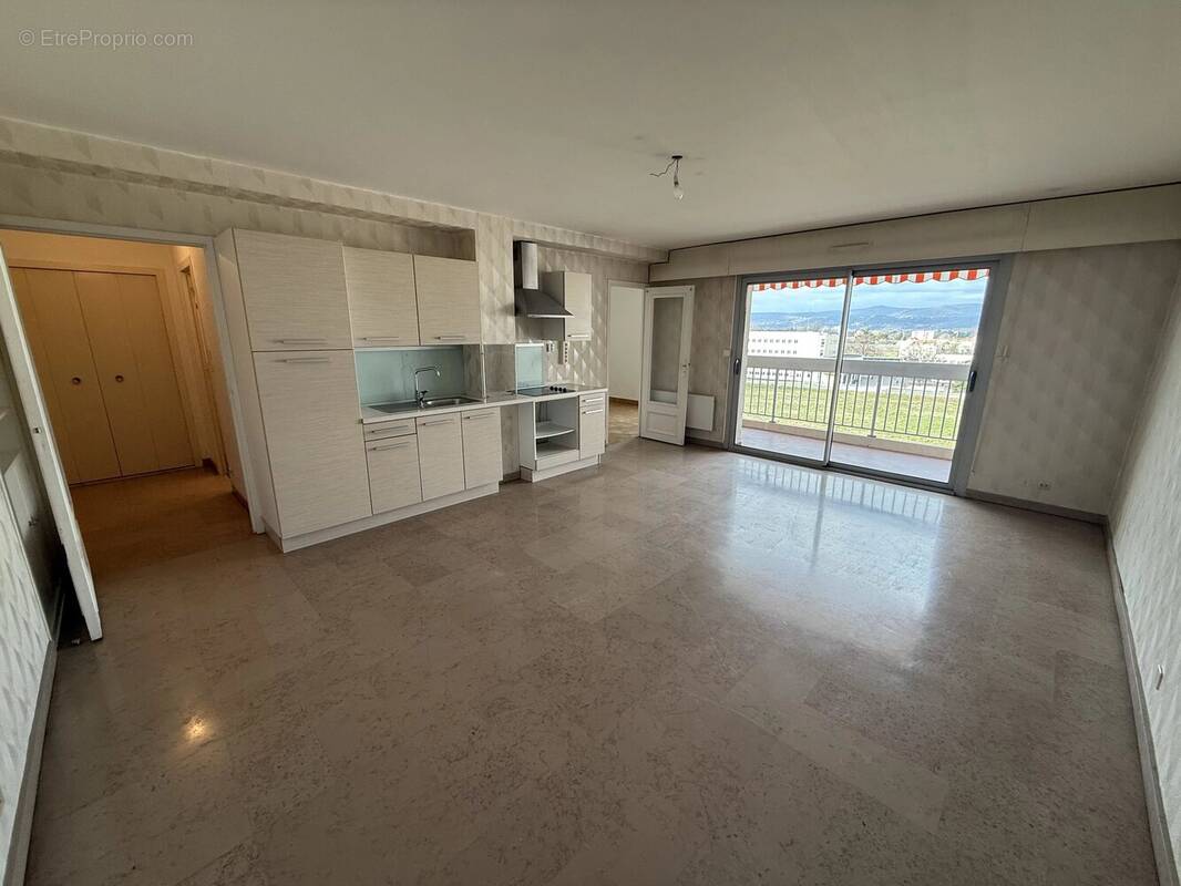 Appartement à MONTELIMAR