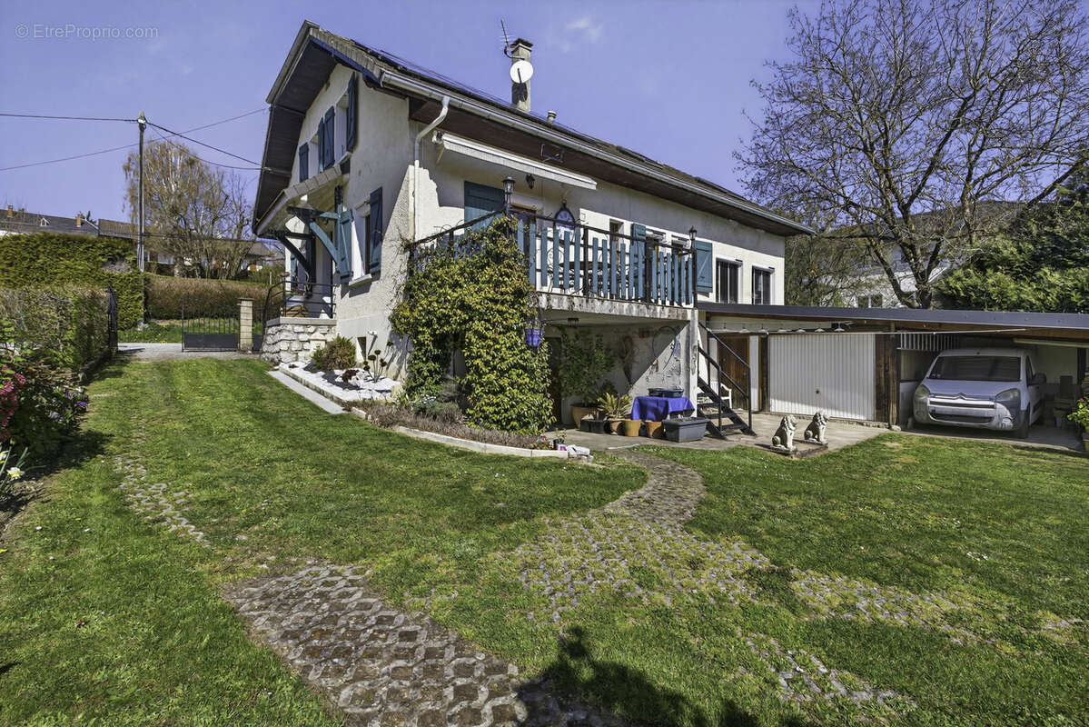 Maison à LA BIOLLE