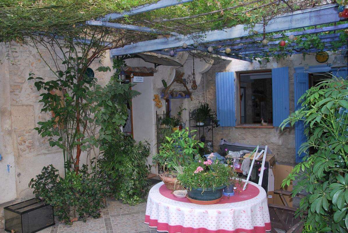 Maison à NIMES