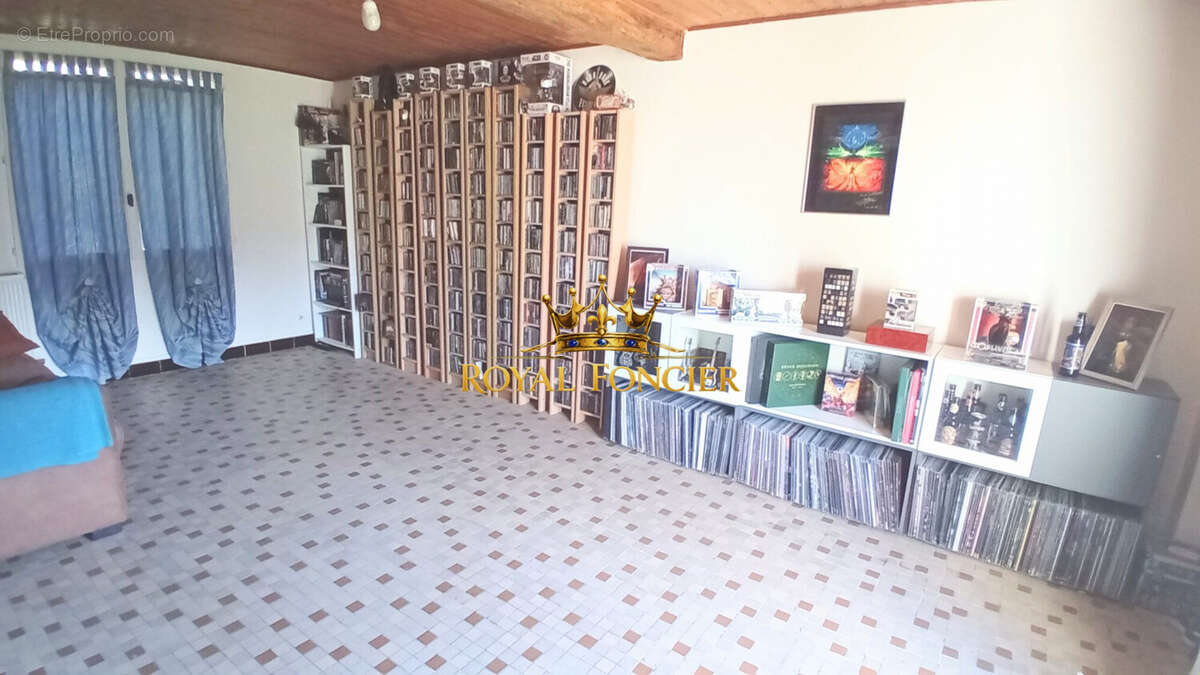 Maison 101 m² à Velleches  - photo 8