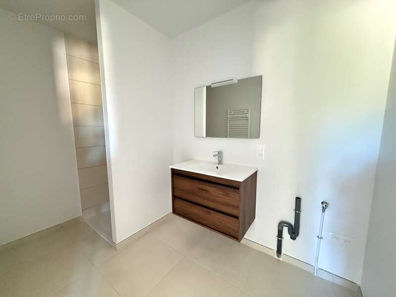 Appartement à LOURMARIN