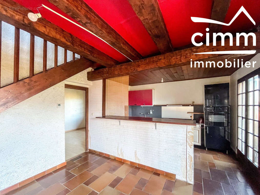 Maison 140 m² à Saint-Vincent-De-Mercuze  - photo 4