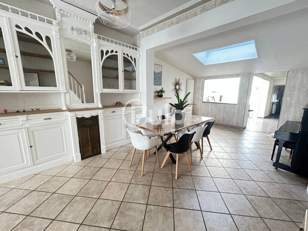 Maison à HENIN-BEAUMONT