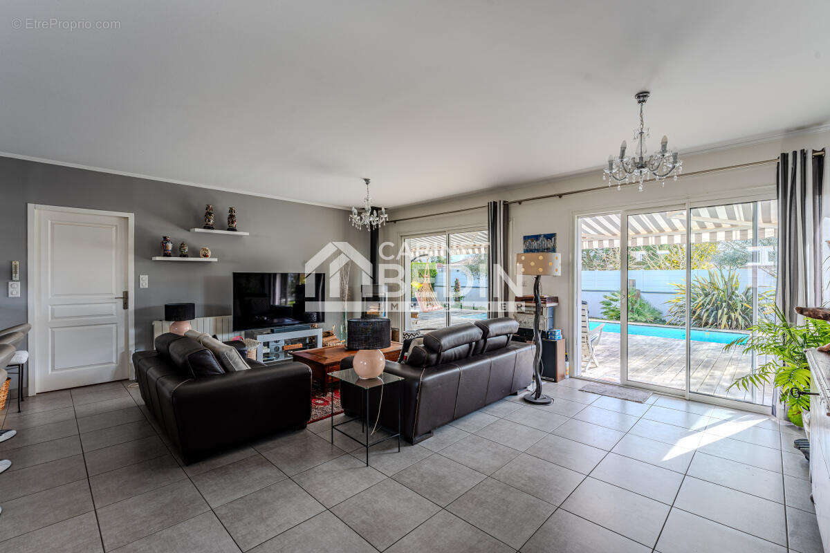 Maison à GUJAN-MESTRAS